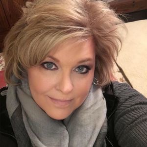 Meet your Posher, Stacy